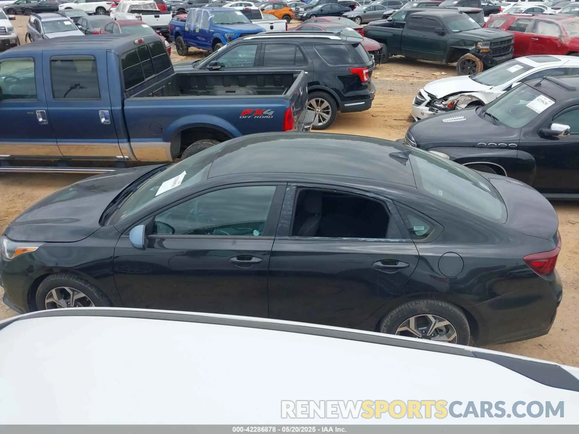 13 fotografías del automóvil dañado 3KPF24AD7ME355726 KIA FORTE 2021