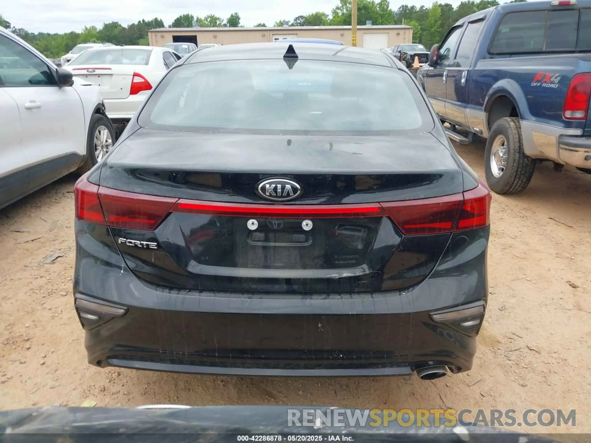 15 fotografías del automóvil dañado 3KPF24AD7ME355726 KIA FORTE 2021