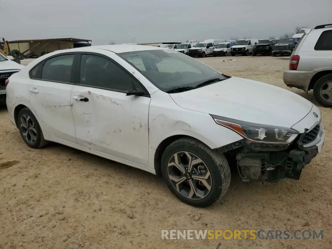 4 fotografías del automóvil dañado 3KPF24AD7ME359565 KIA FORTE 2021