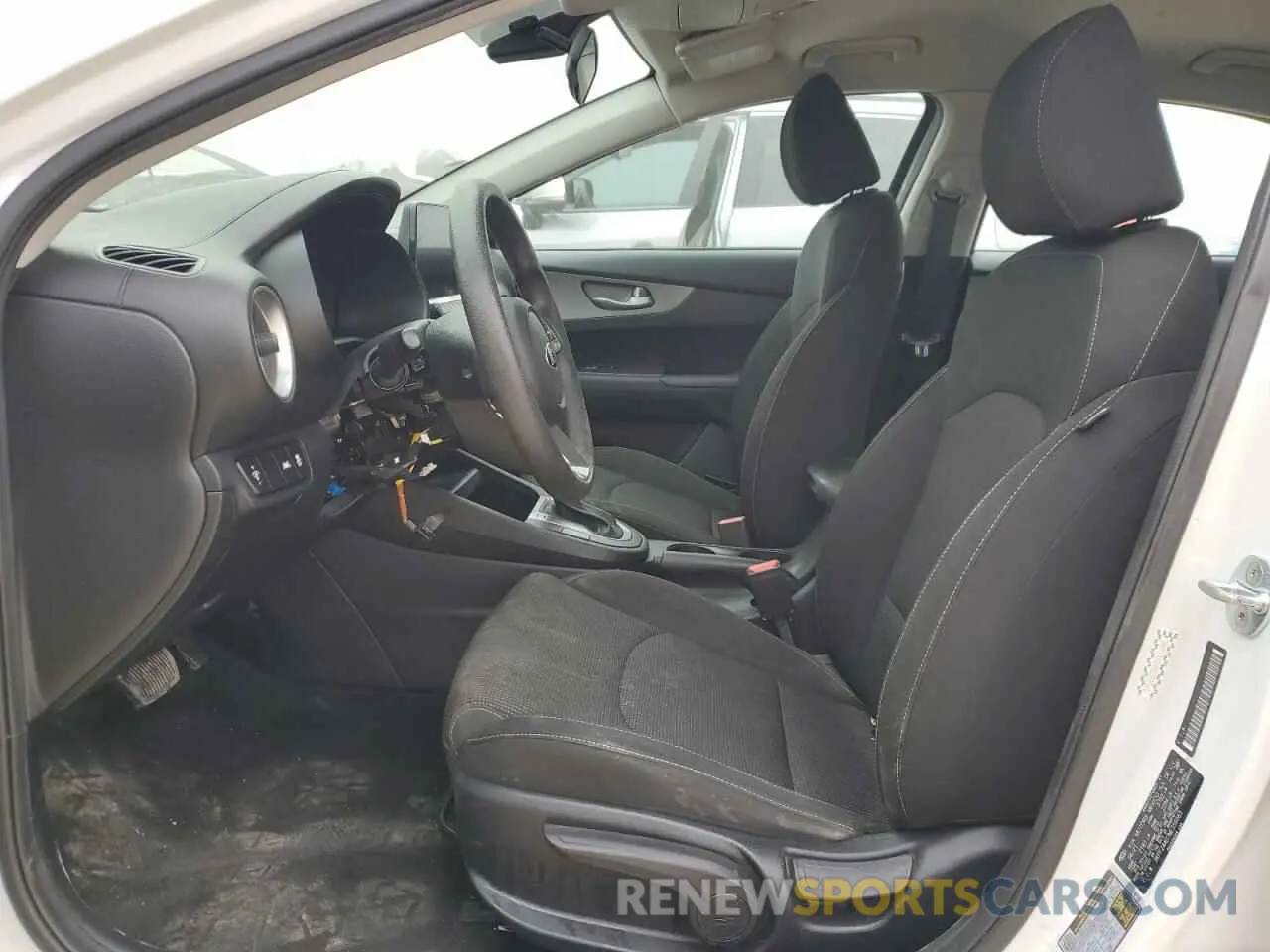 7 fotografías del automóvil dañado 3KPF24AD7ME359565 KIA FORTE 2021