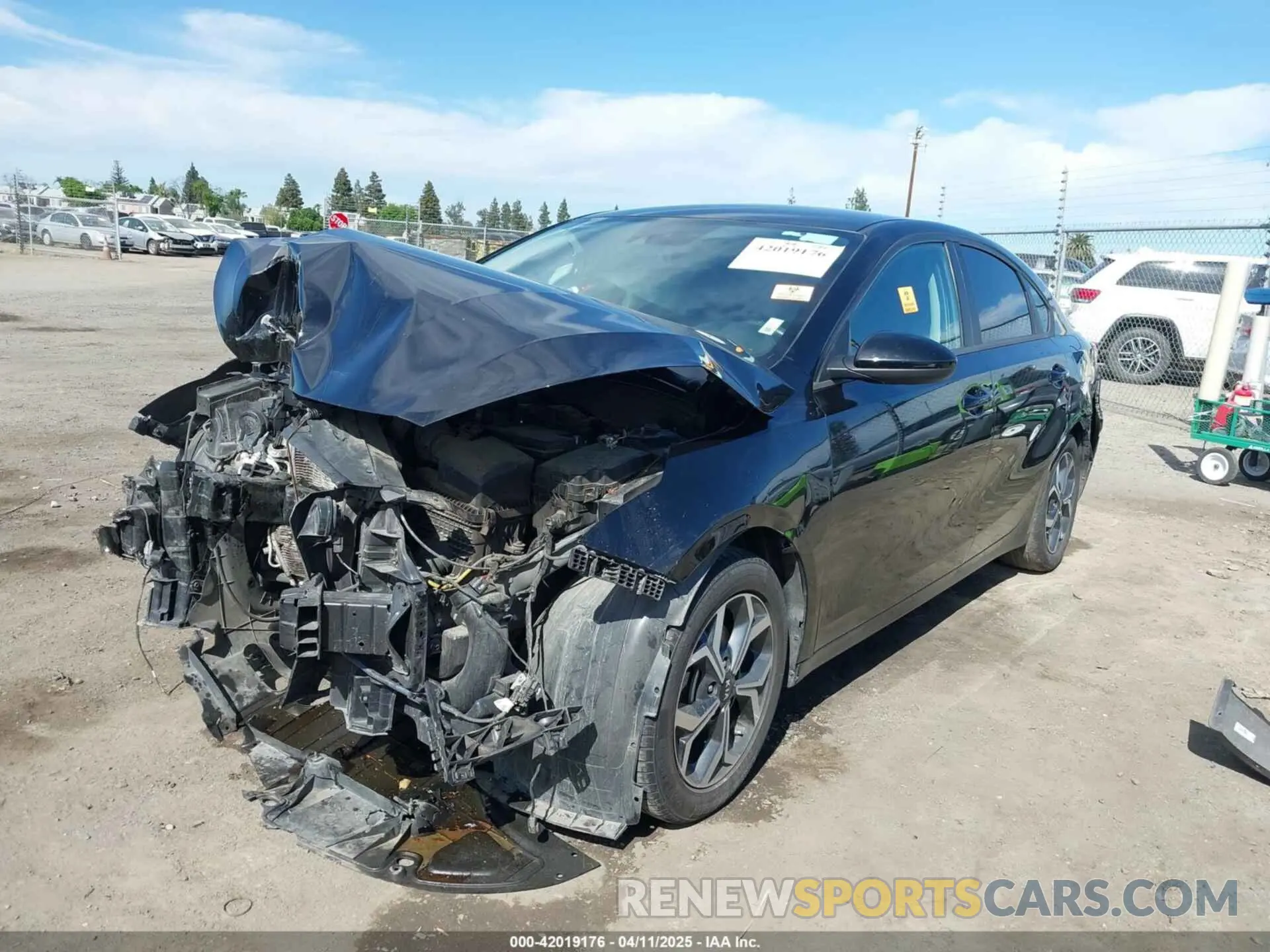 13 fotografías del automóvil dañado 3KPF24AD7ME363096 KIA FORTE 2021