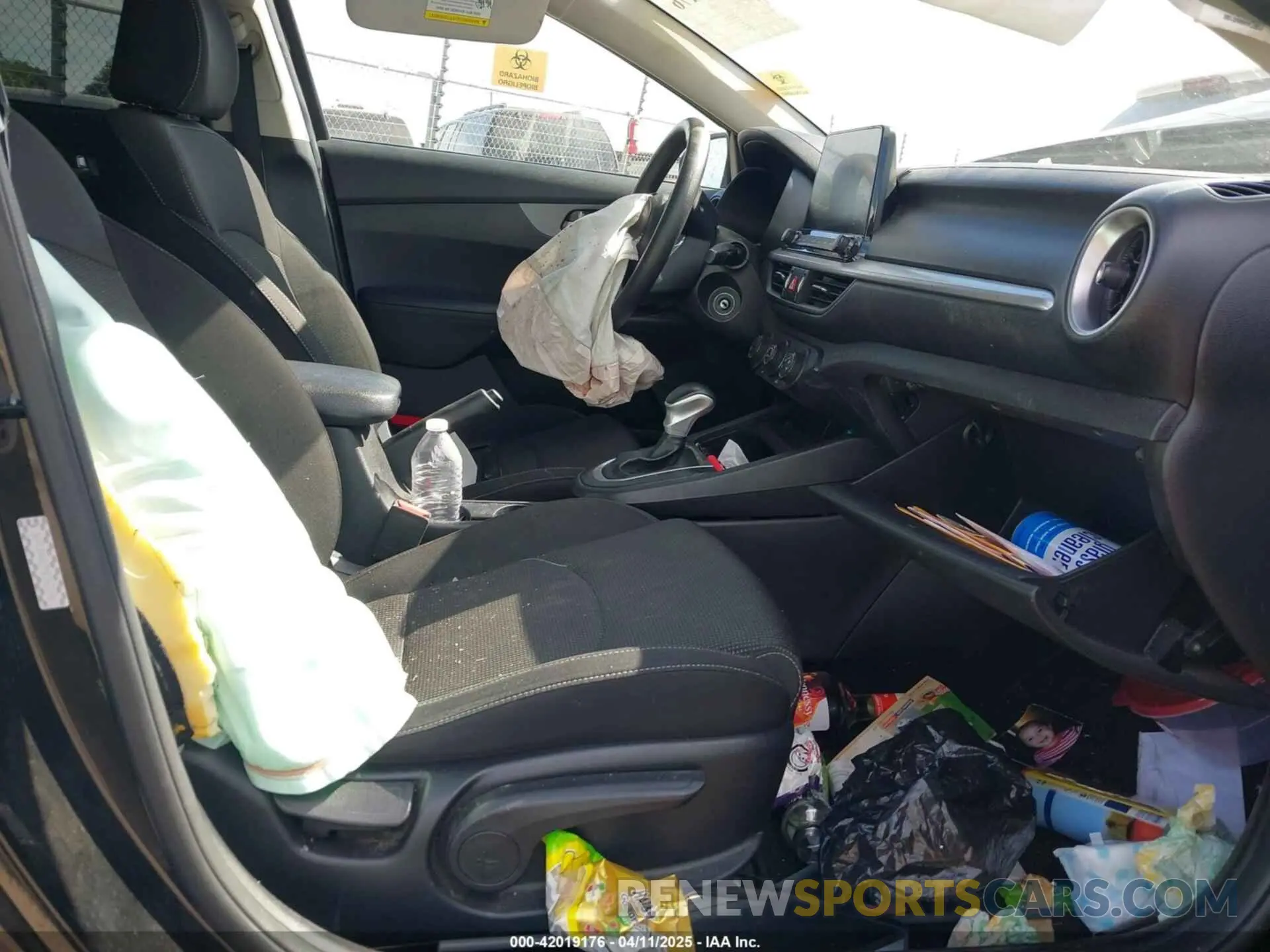5 fotografías del automóvil dañado 3KPF24AD7ME363096 KIA FORTE 2021