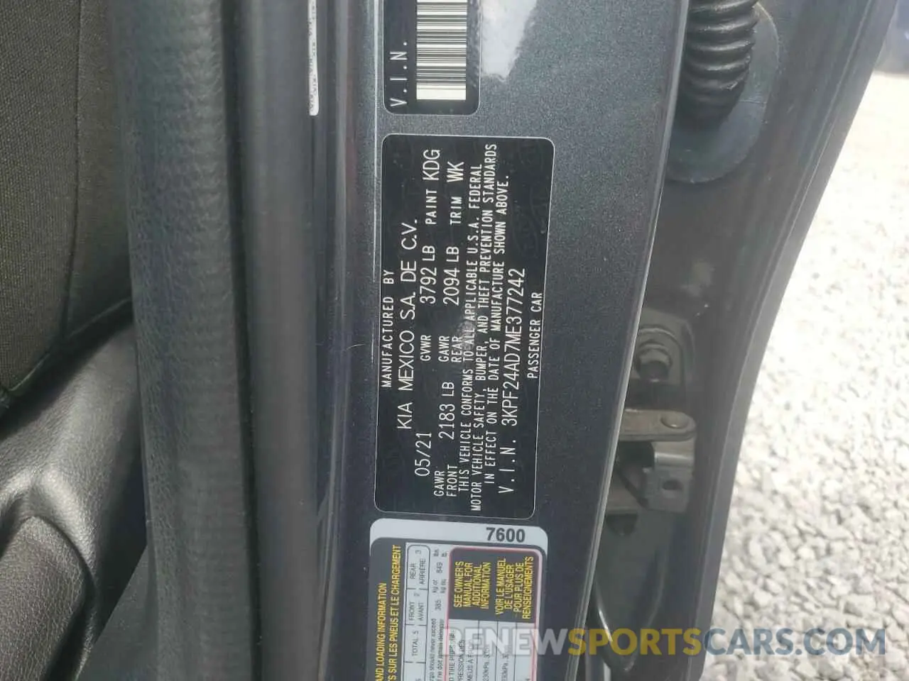 12 fotografías del automóvil dañado 3KPF24AD7ME377242 KIA FORTE 2021