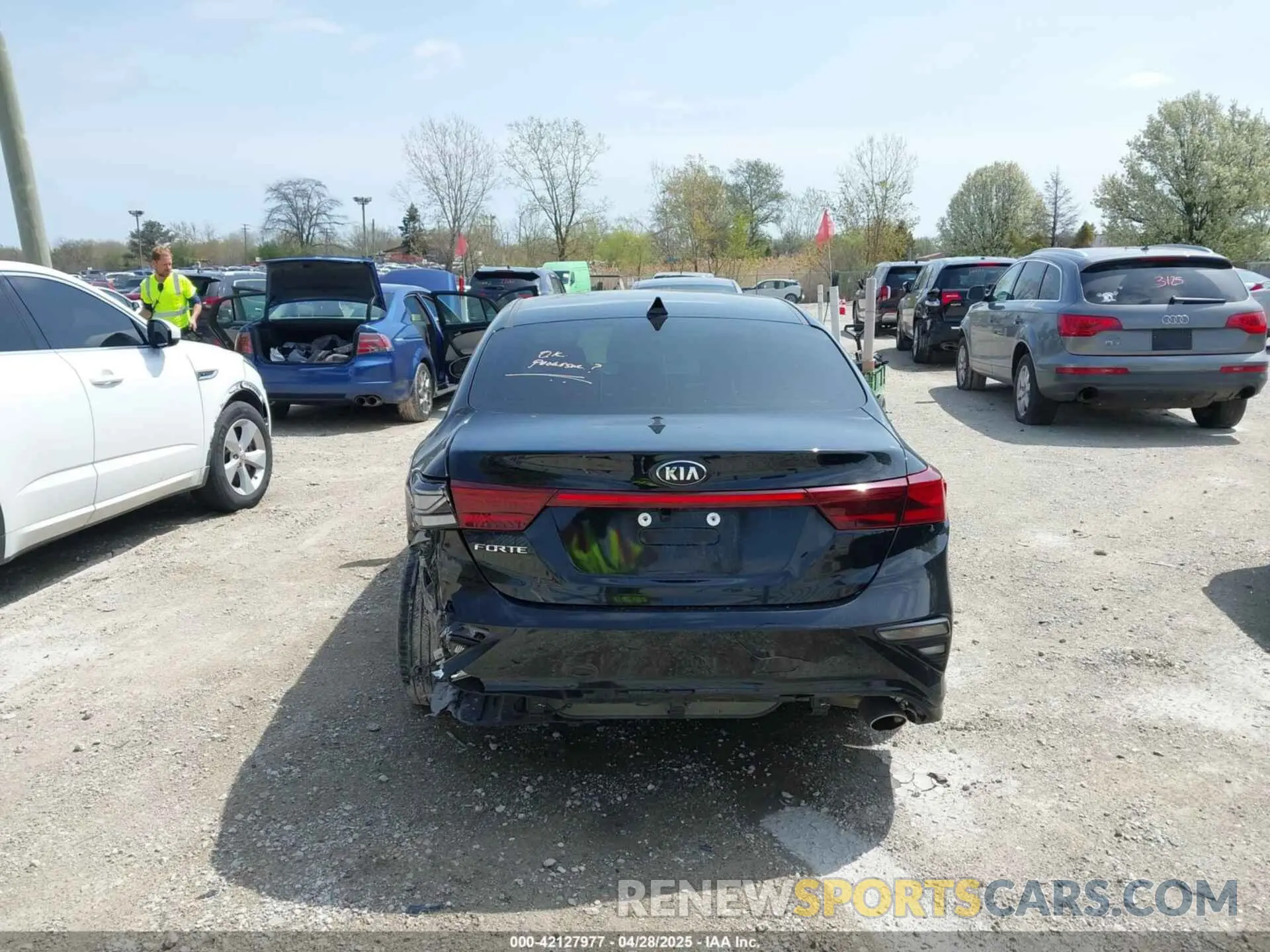 16 fotografías del automóvil dañado 3KPF24AD7ME393313 KIA FORTE 2021