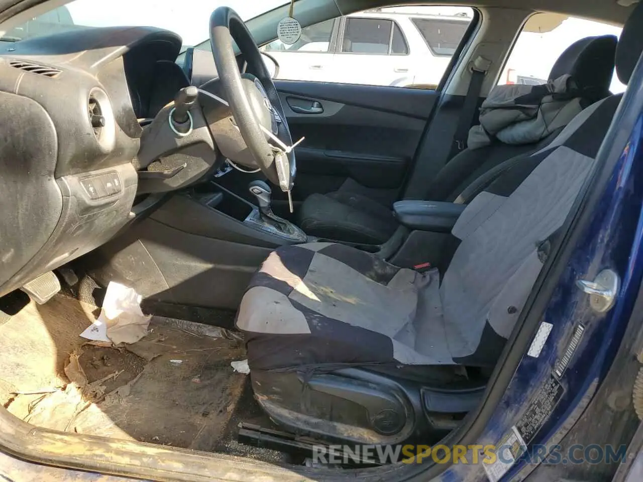 7 fotografías del automóvil dañado 3KPF24AD8ME267638 KIA FORTE 2021
