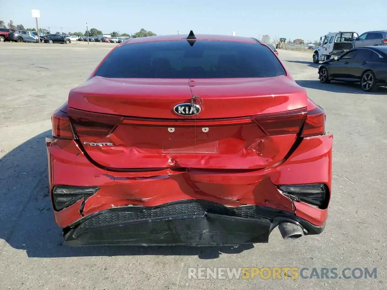 6 fotografías del automóvil dañado 3KPF24AD8ME268255 KIA FORTE 2021
