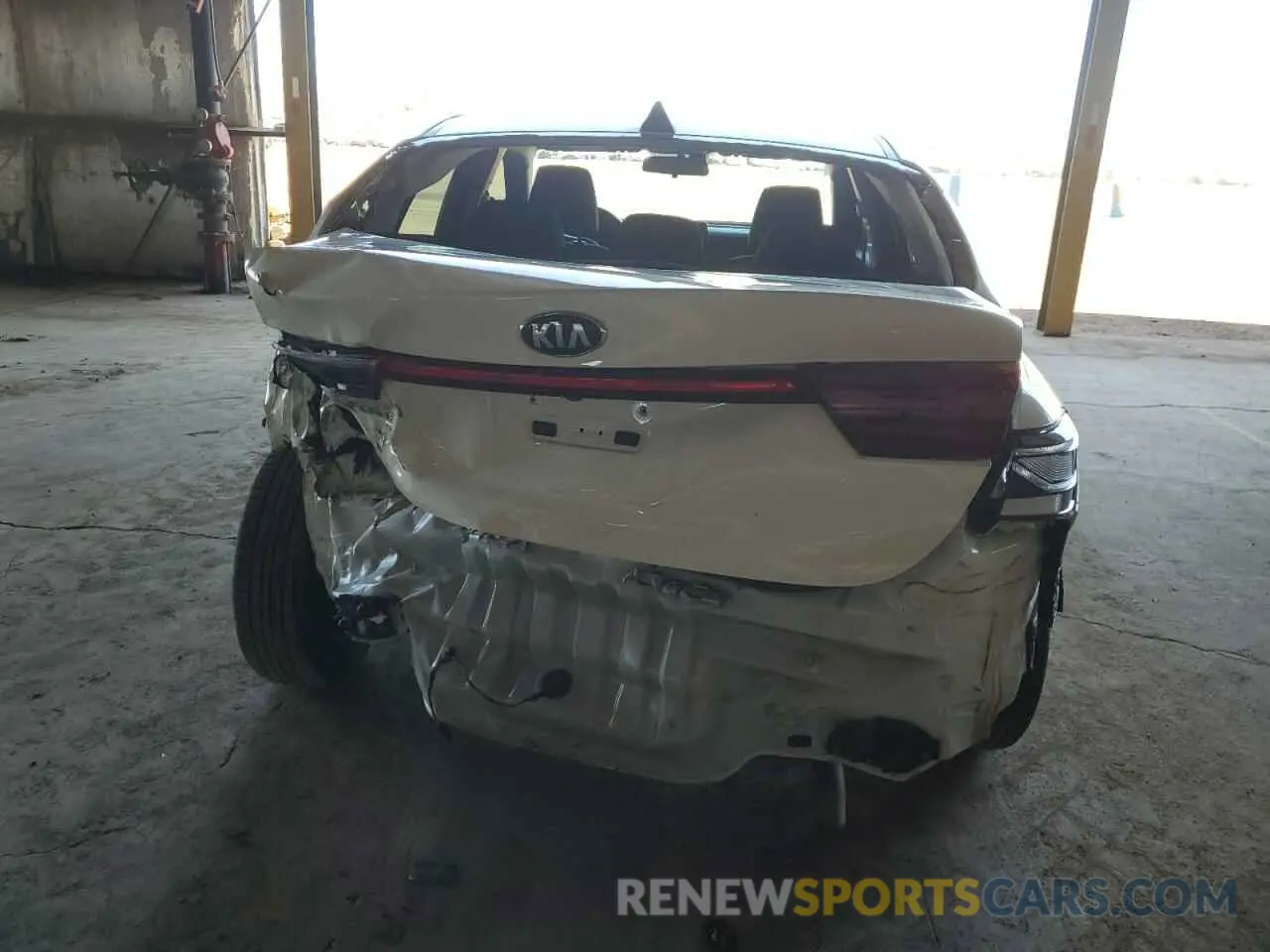 6 fotografías del automóvil dañado 3KPF24AD8ME275965 KIA FORTE 2021