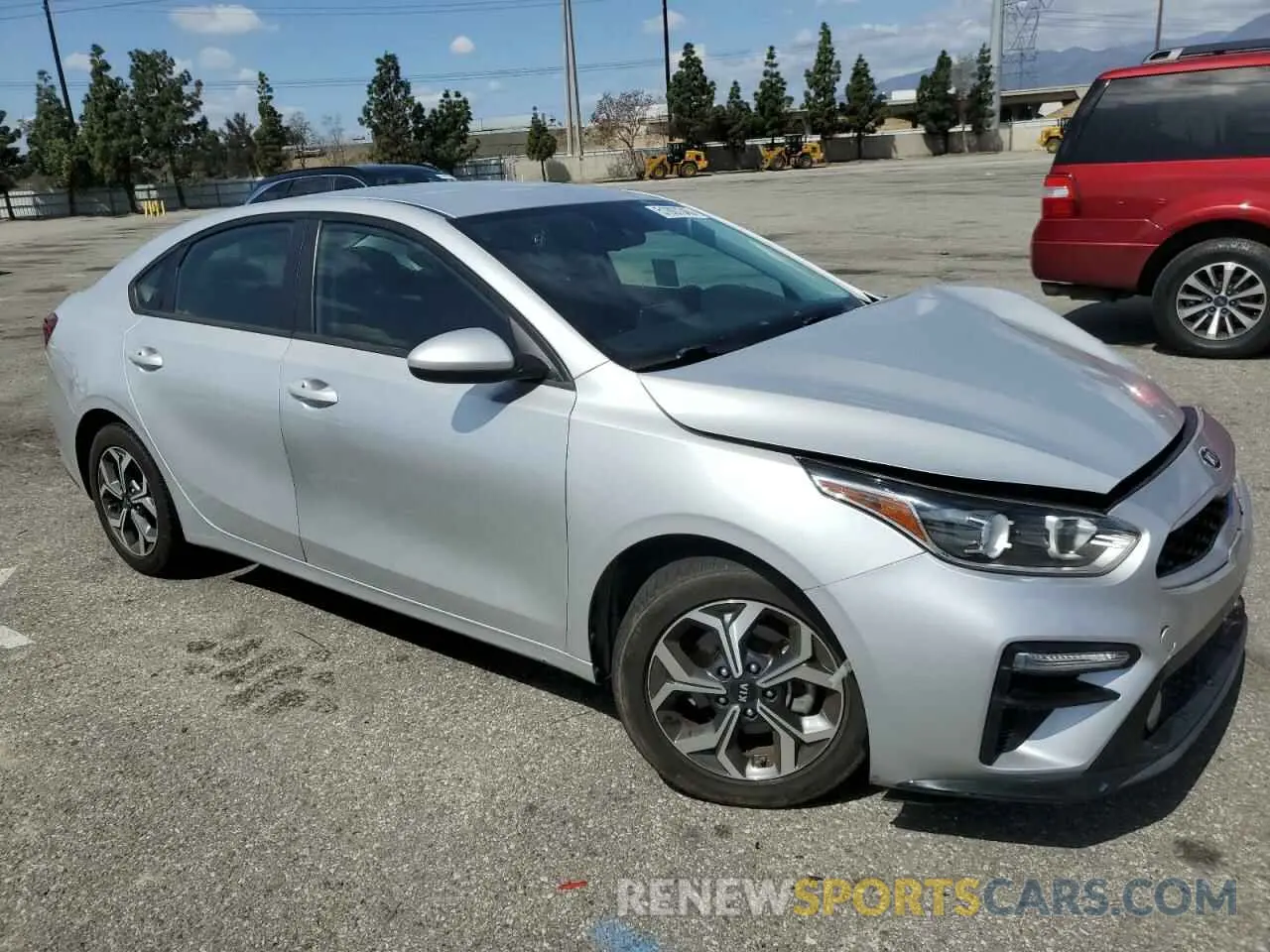 4 fotografías del automóvil dañado 3KPF24AD8ME306471 KIA FORTE 2021