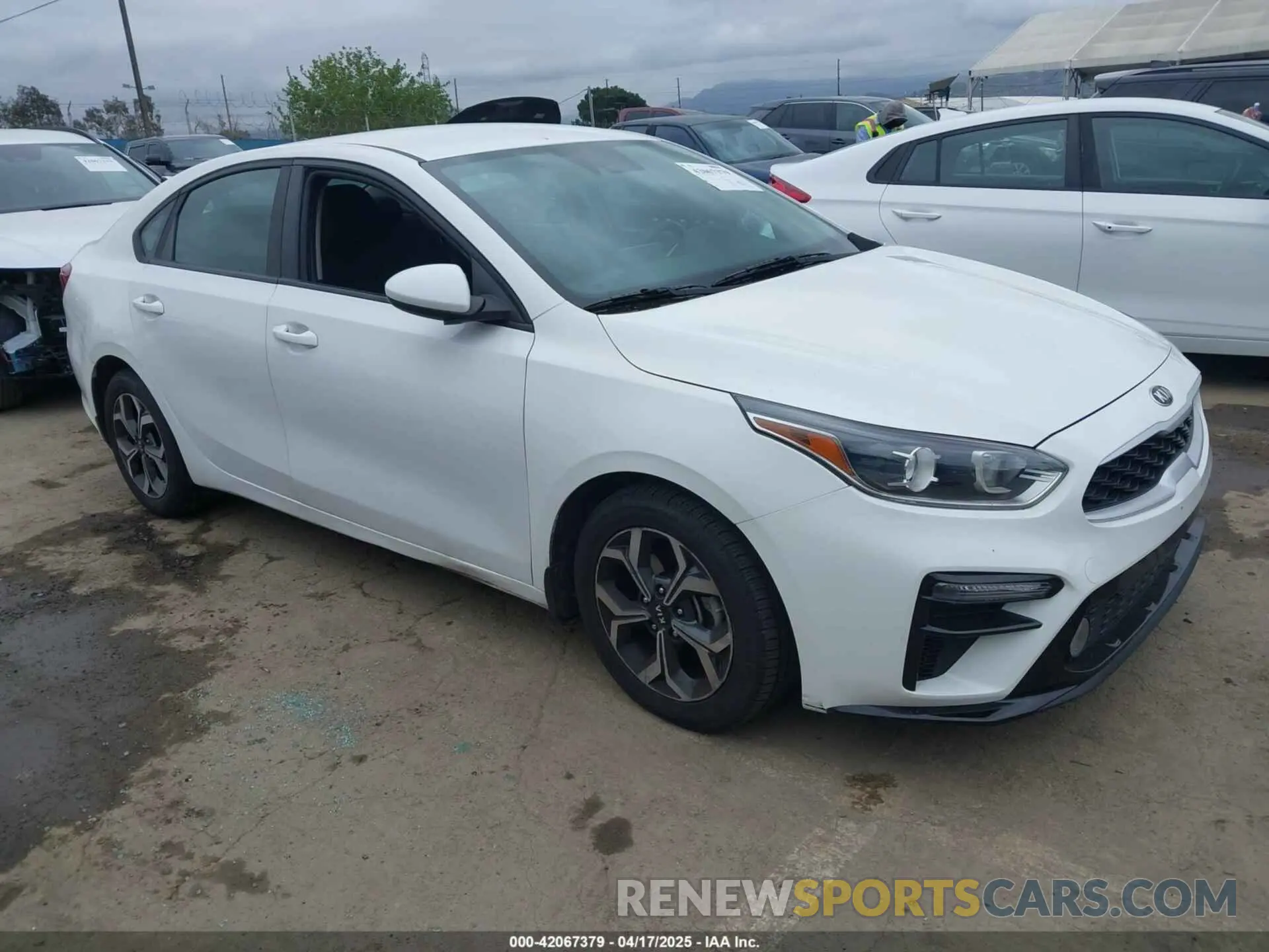 1 fotografías del automóvil dañado 3KPF24AD8ME354732 KIA FORTE 2021