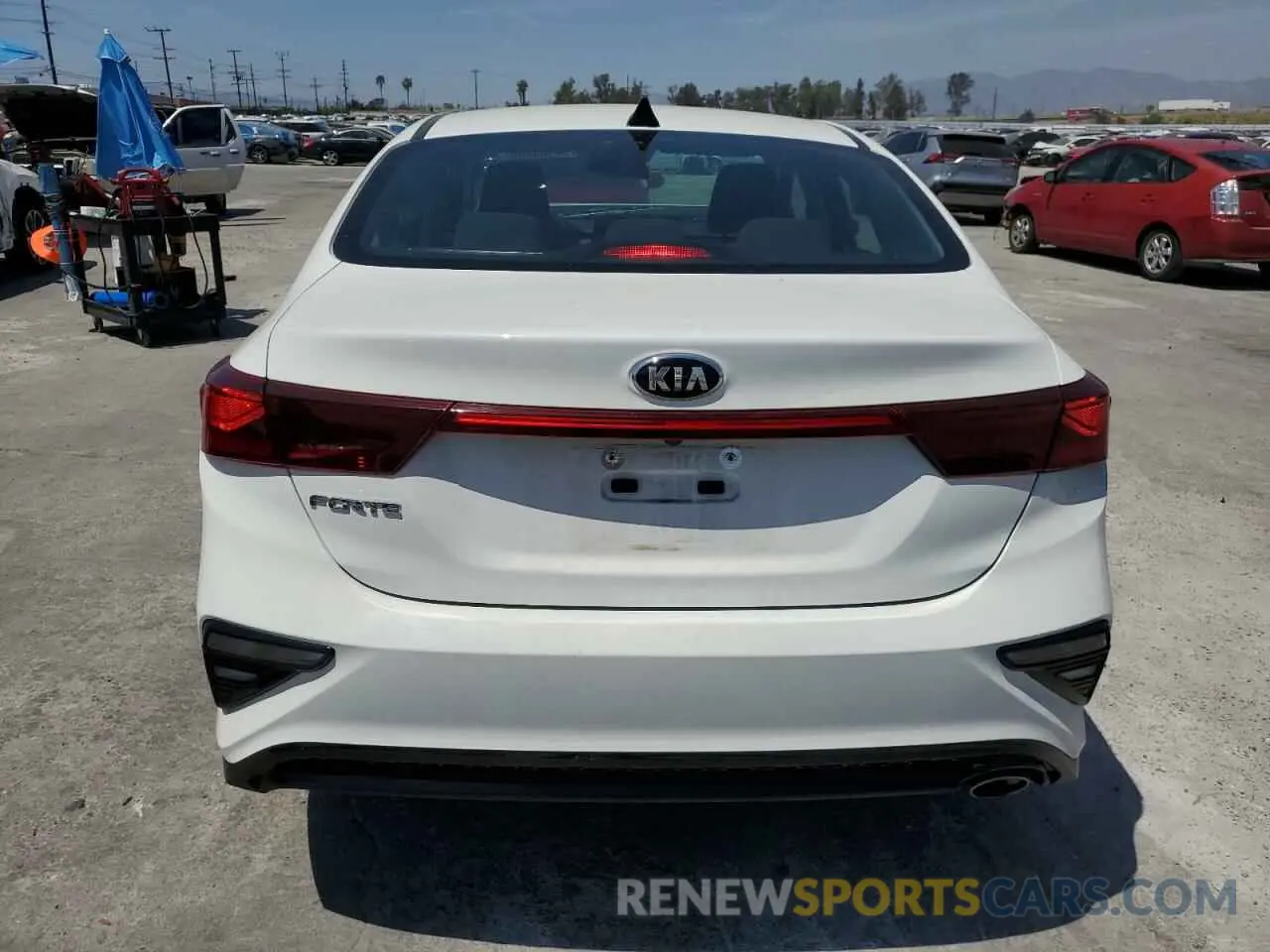 6 fotografías del automóvil dañado 3KPF24AD8ME364712 KIA FORTE 2021