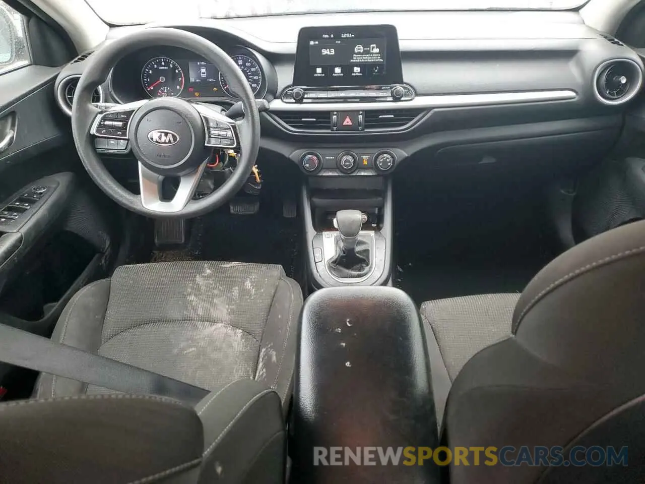 8 fotografías del automóvil dañado 3KPF24AD9ME266143 KIA FORTE 2021