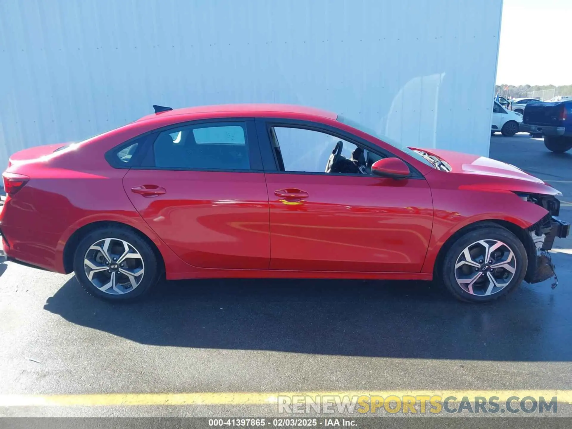 14 fotografías del automóvil dañado 3KPF24AD9ME266594 KIA FORTE 2021