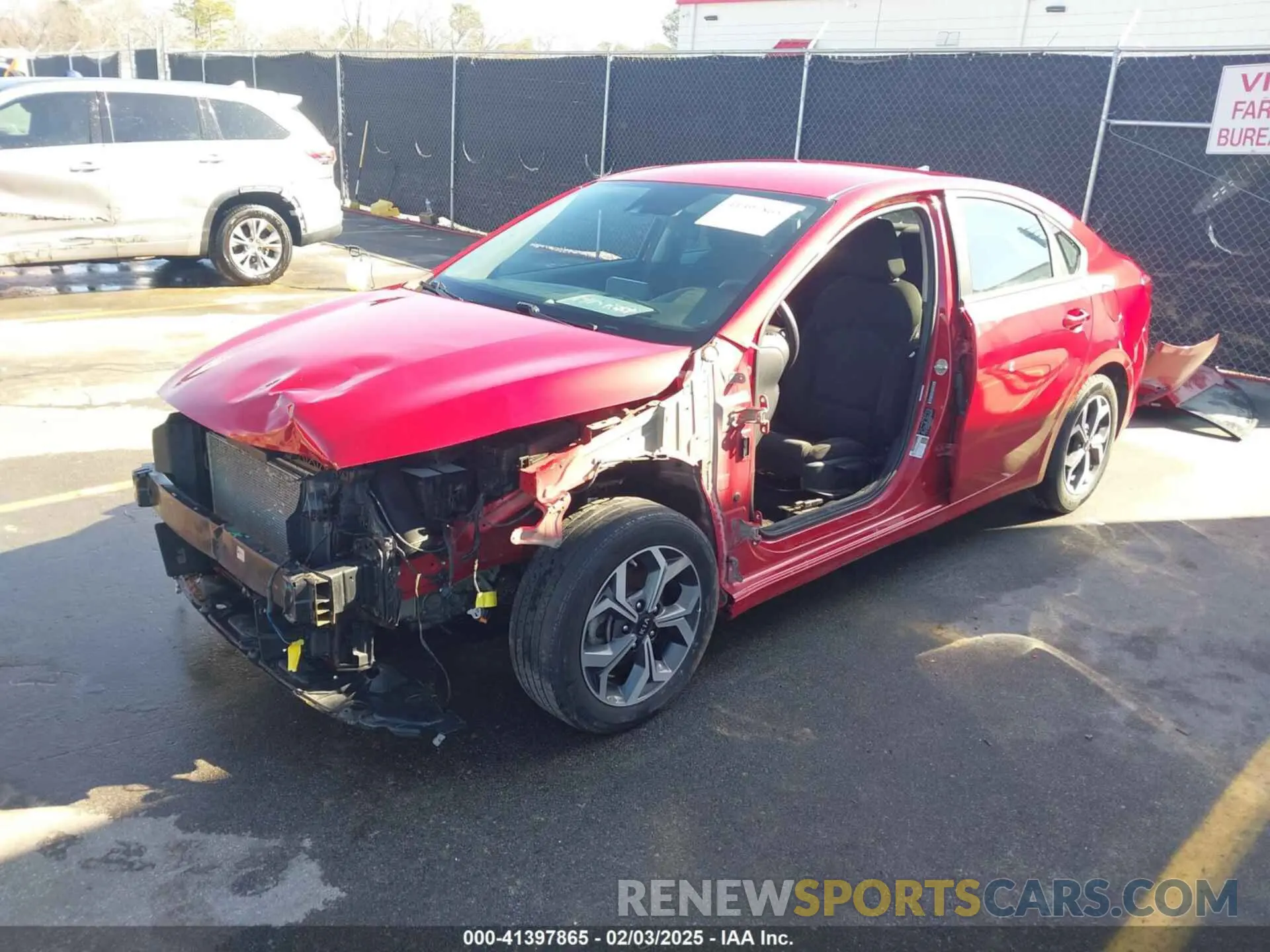 2 fotografías del automóvil dañado 3KPF24AD9ME266594 KIA FORTE 2021