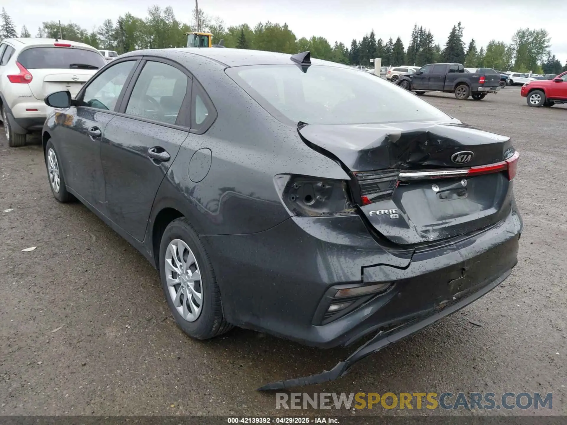 3 fotografías del automóvil dañado 3KPF24AD9ME267065 KIA FORTE 2021