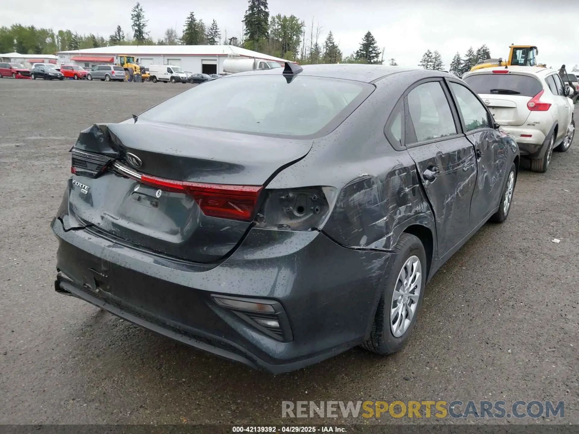 4 fotografías del automóvil dañado 3KPF24AD9ME267065 KIA FORTE 2021