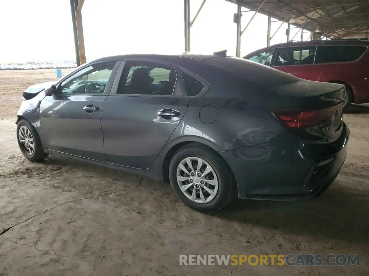 2 fotografías del automóvil dañado 3KPF24AD9ME320024 KIA FORTE 2021