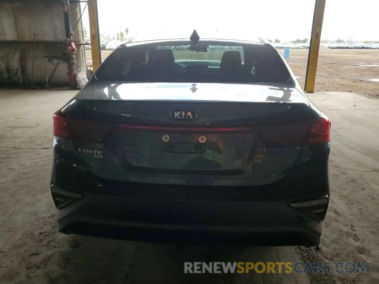 6 fotografías del automóvil dañado 3KPF24AD9ME320024 KIA FORTE 2021