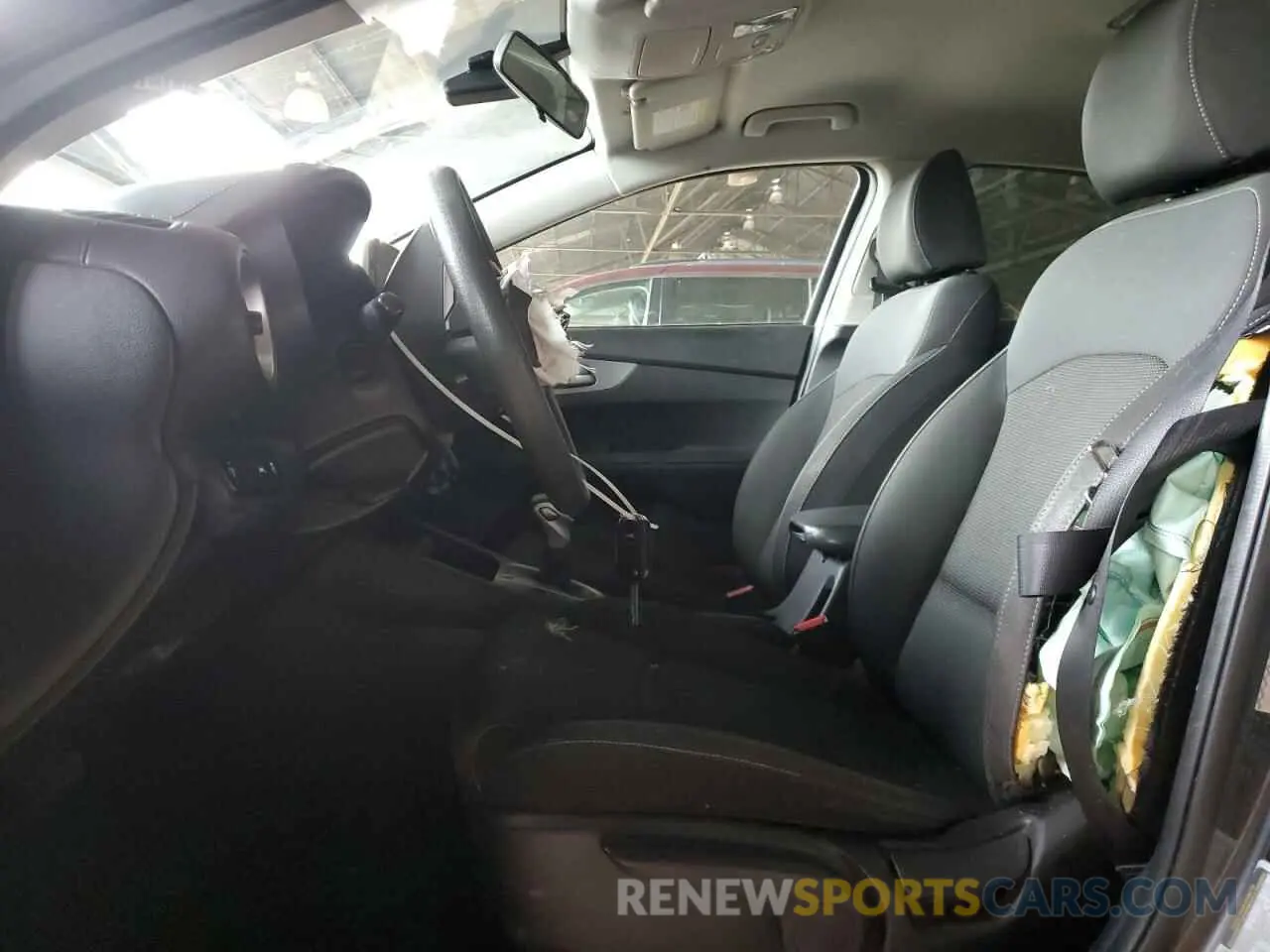 7 fotografías del automóvil dañado 3KPF24AD9ME320024 KIA FORTE 2021