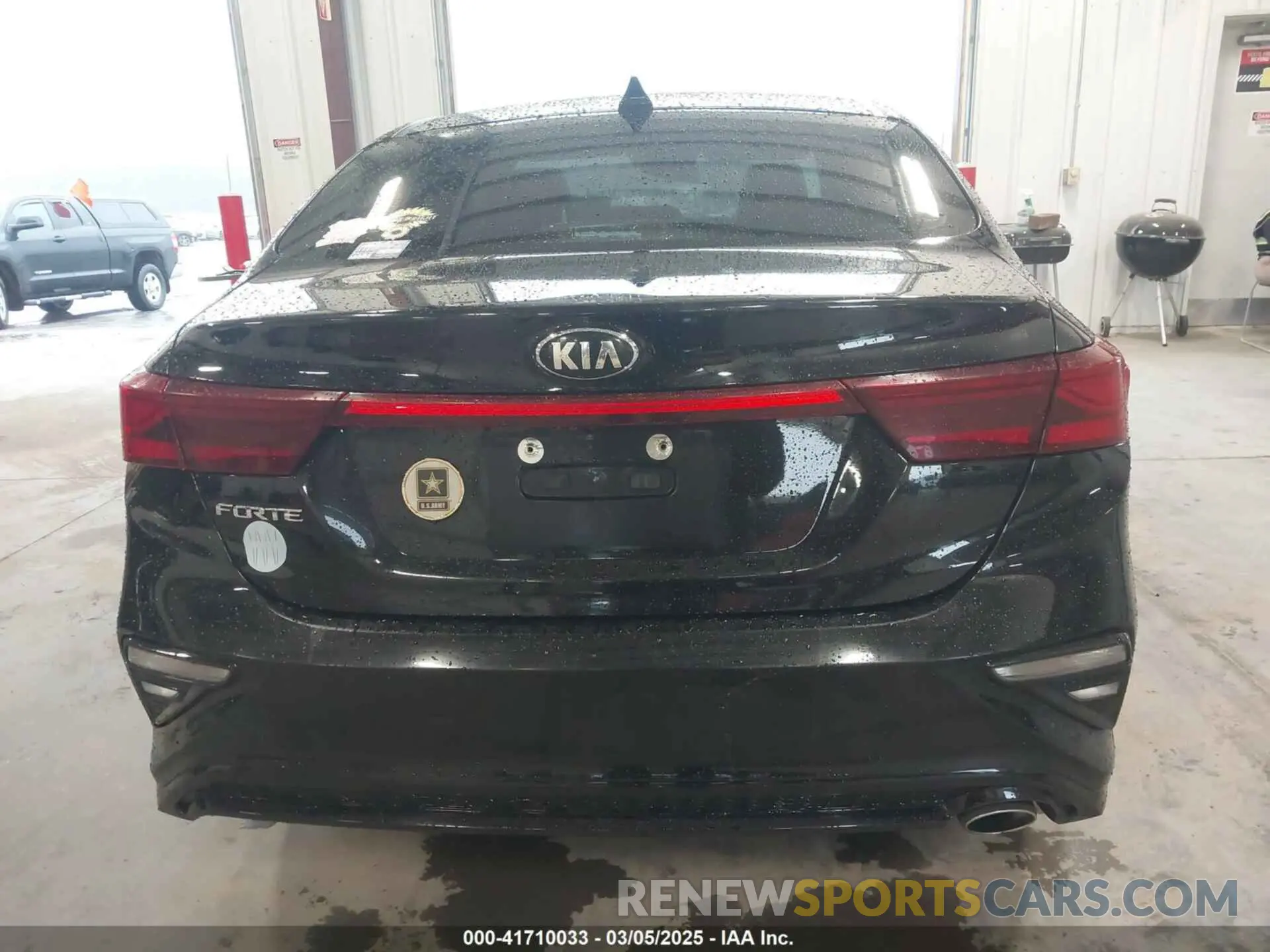 17 fotografías del automóvil dañado 3KPF24AD9ME320279 KIA FORTE 2021