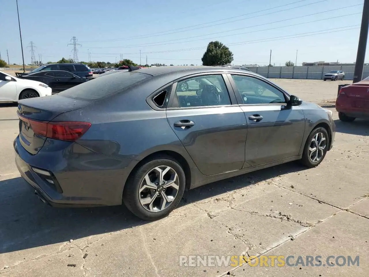 3 fotografías del automóvil dañado 3KPF24AD9ME329970 KIA FORTE 2021