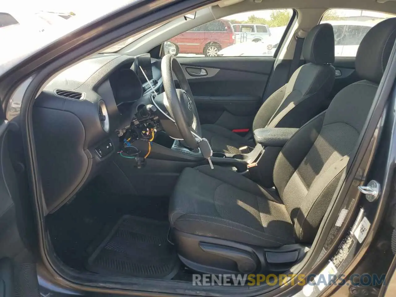 7 fotografías del automóvil dañado 3KPF24AD9ME329970 KIA FORTE 2021