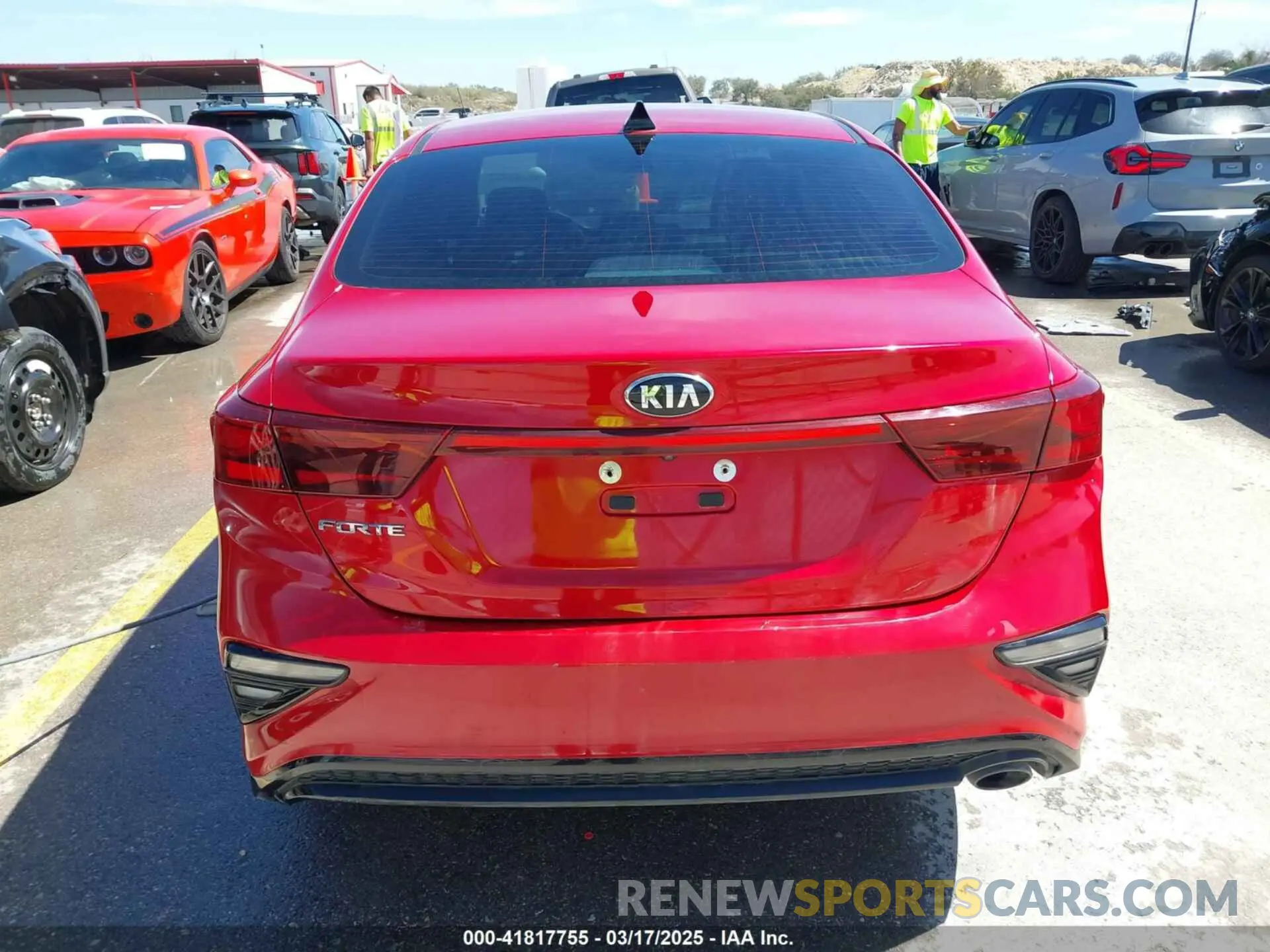 16 fotografías del automóvil dañado 3KPF24AD9ME330665 KIA FORTE 2021