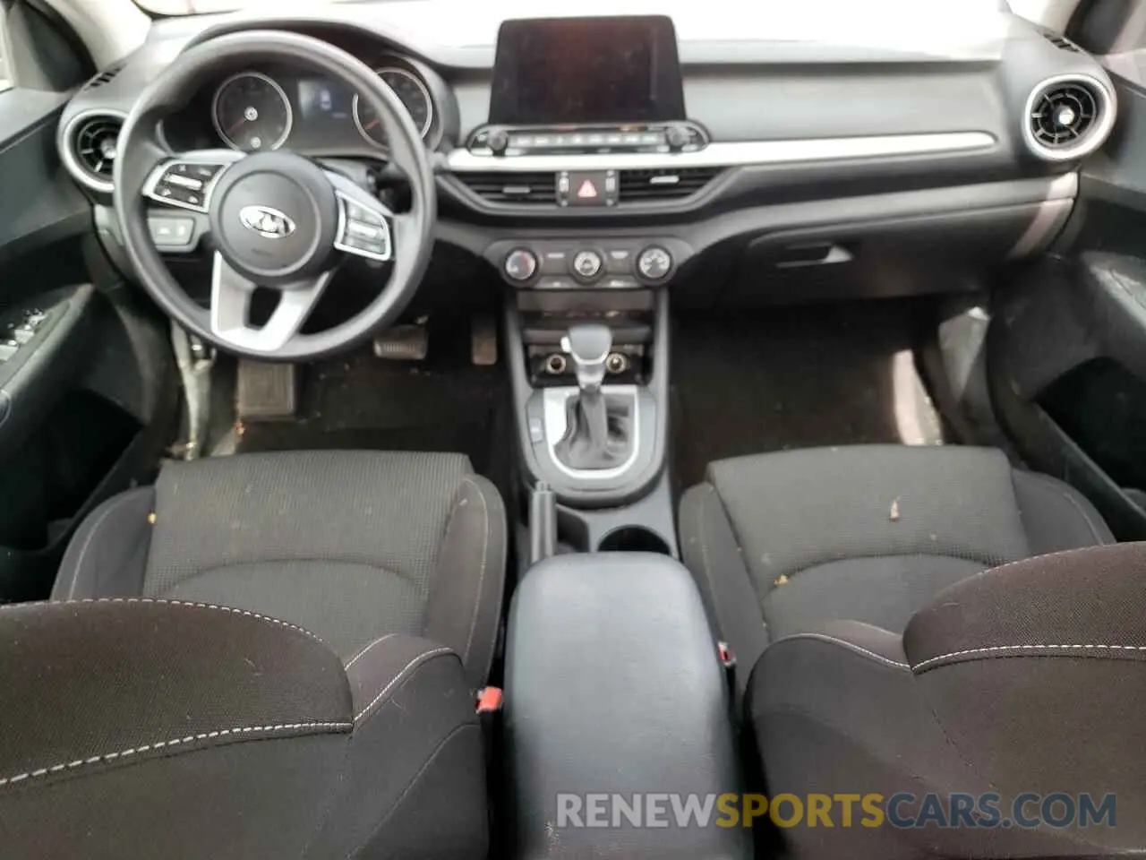 8 fotografías del automóvil dañado 3KPF24AD9ME337681 KIA FORTE 2021