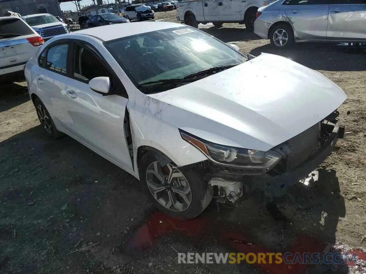 4 fotografías del automóvil dañado 3KPF24AD9ME352049 KIA FORTE 2021