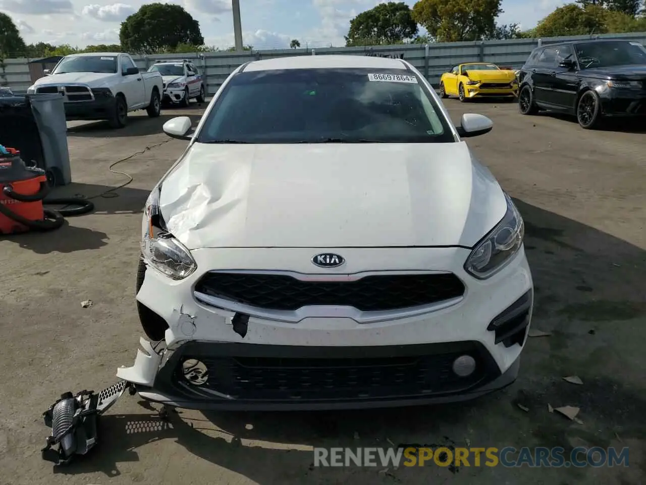 5 fotografías del automóvil dañado 3KPF24AD9ME367361 KIA FORTE 2021