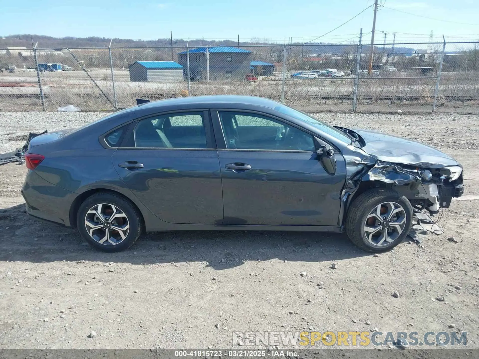 14 fotografías del automóvil dañado 3KPF24AD9ME409155 KIA FORTE 2021