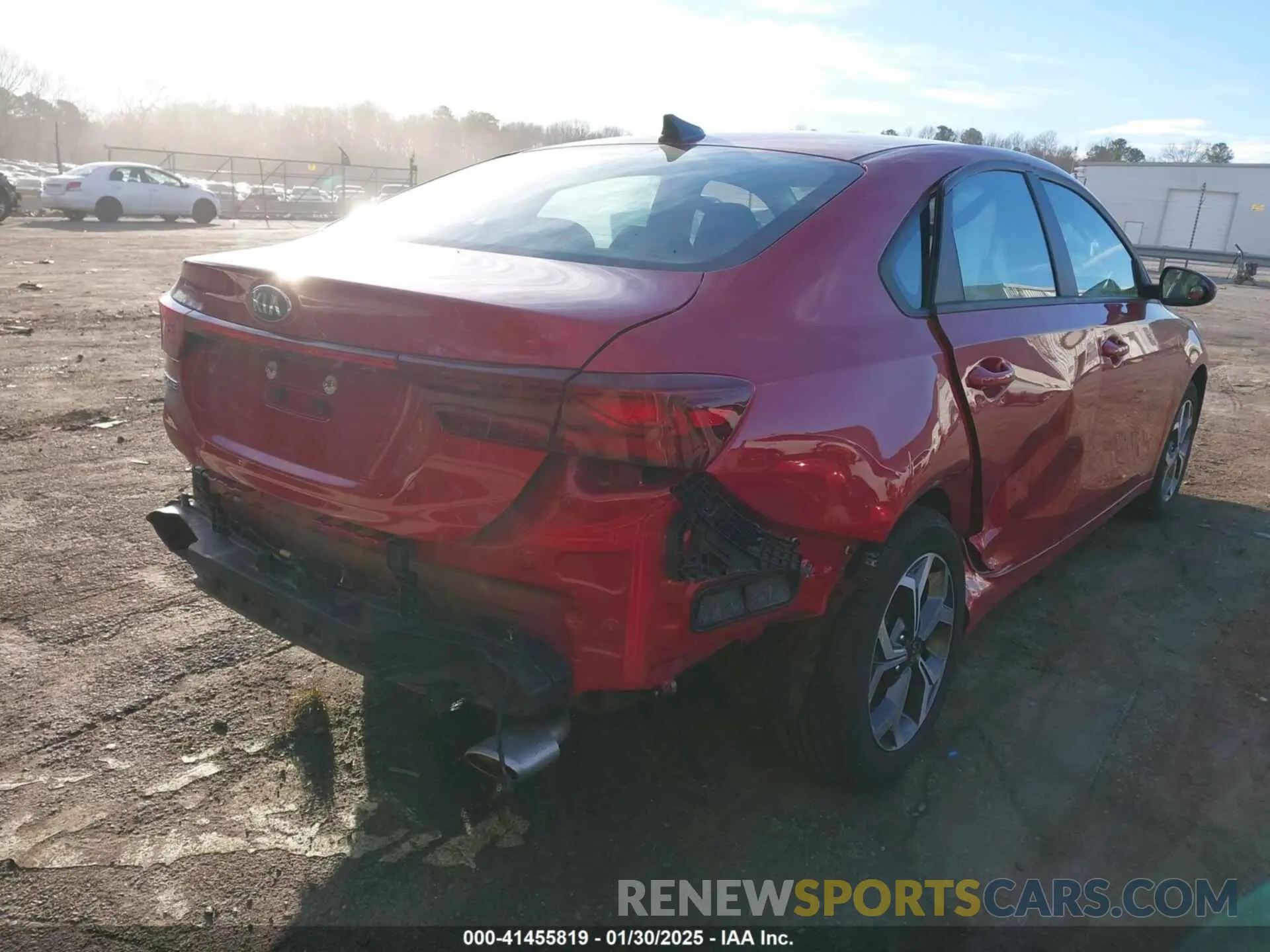 18 fotografías del automóvil dañado 3KPF24ADXME273134 KIA FORTE 2021
