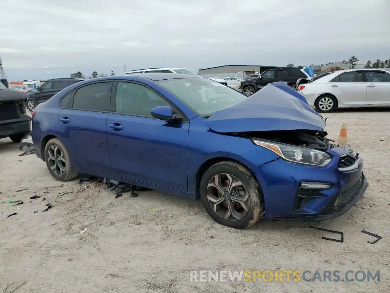 4 fotografías del automóvil dañado 3KPF24ADXME291049 KIA FORTE 2021