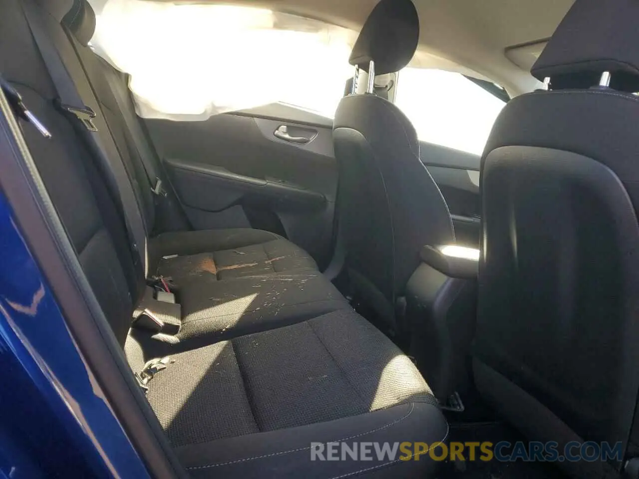 10 fotografías del automóvil dañado 3KPF24ADXME314152 KIA FORTE 2021