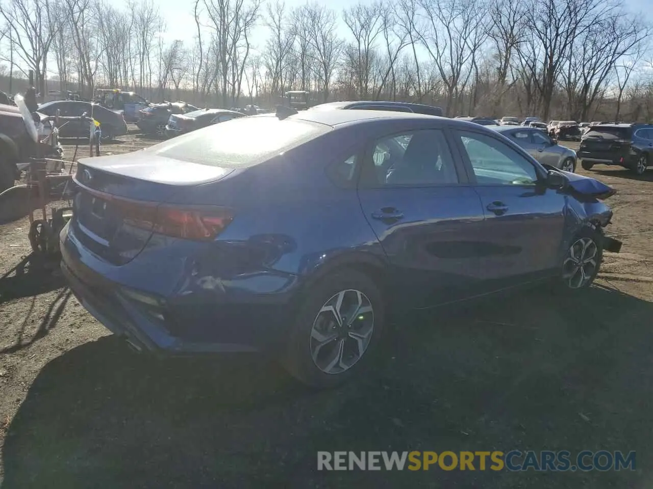 3 fotografías del automóvil dañado 3KPF24ADXME314152 KIA FORTE 2021