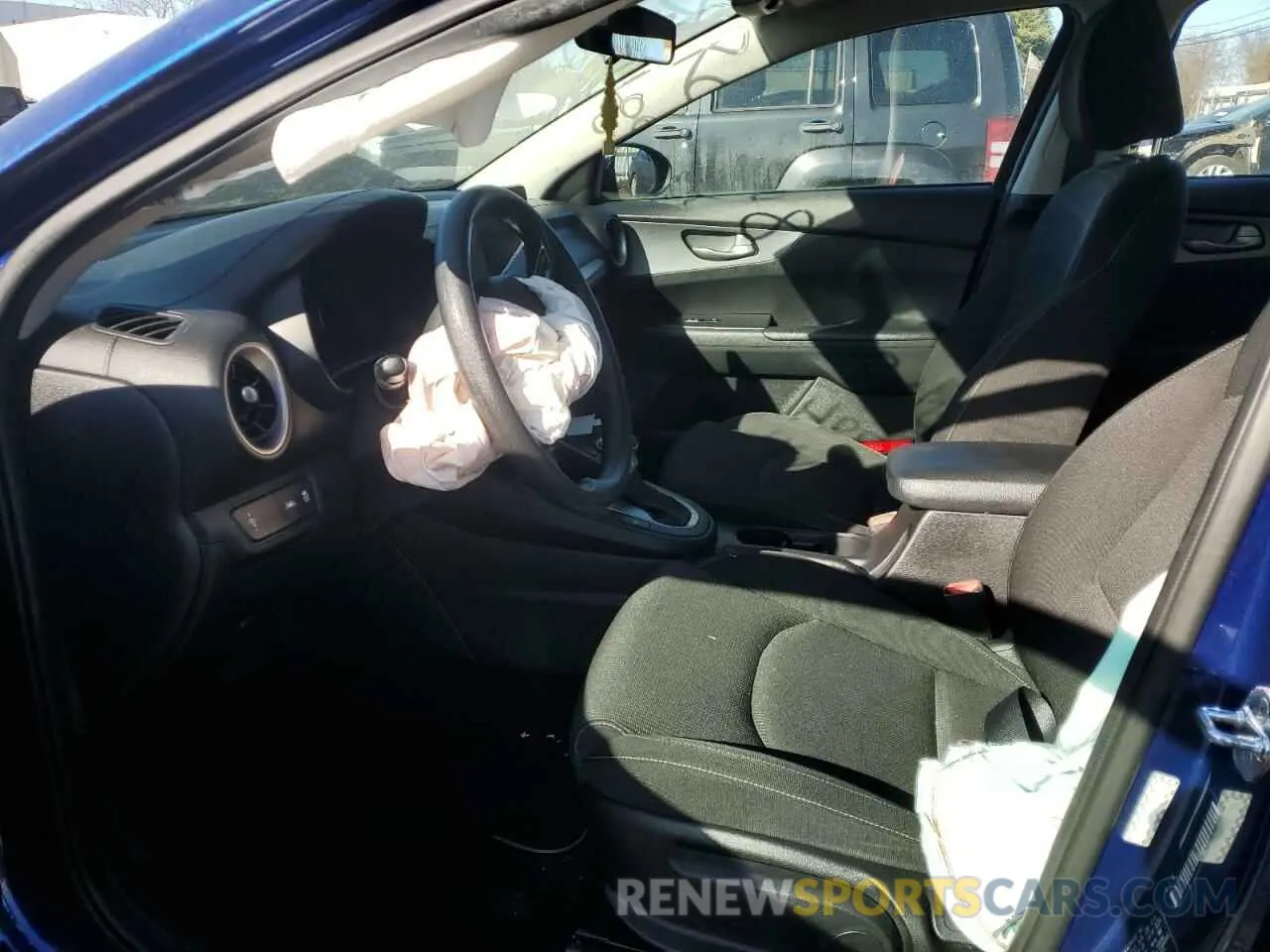 7 fotografías del automóvil dañado 3KPF24ADXME314152 KIA FORTE 2021