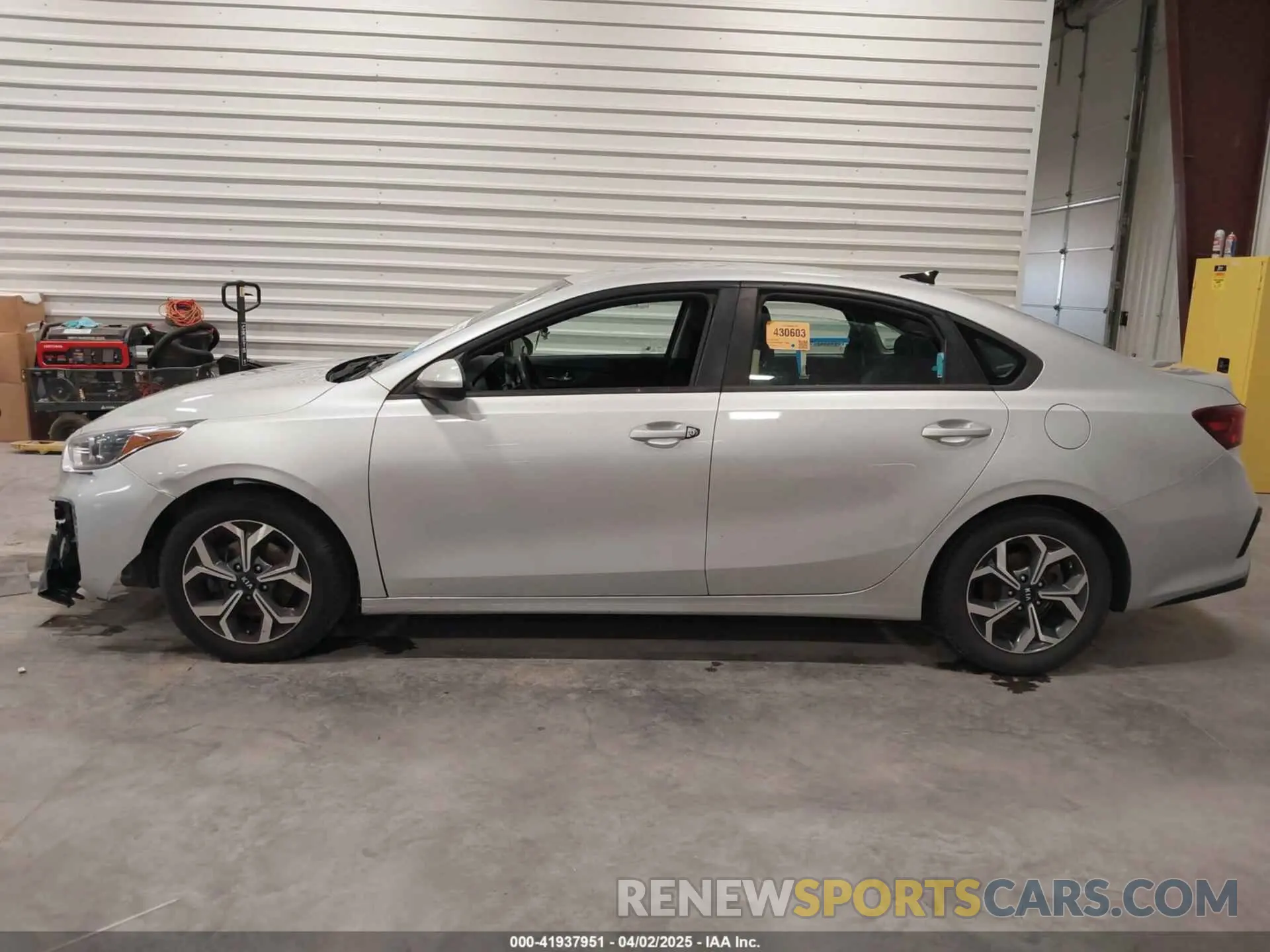 13 fotografías del automóvil dañado 3KPF24ADXME336362 KIA FORTE 2021