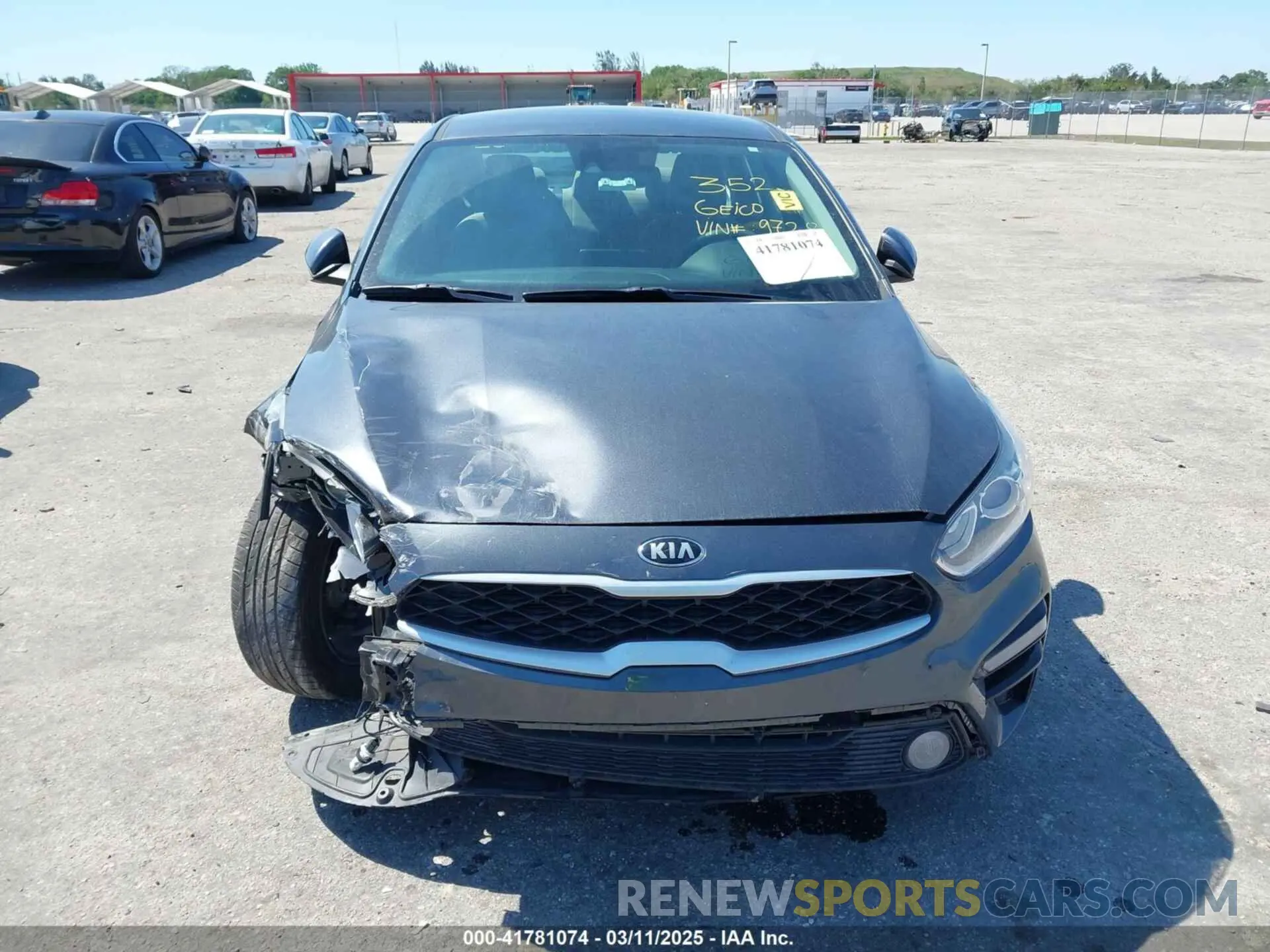 12 fotografías del automóvil dañado 3KPF24ADXME379728 KIA FORTE 2021