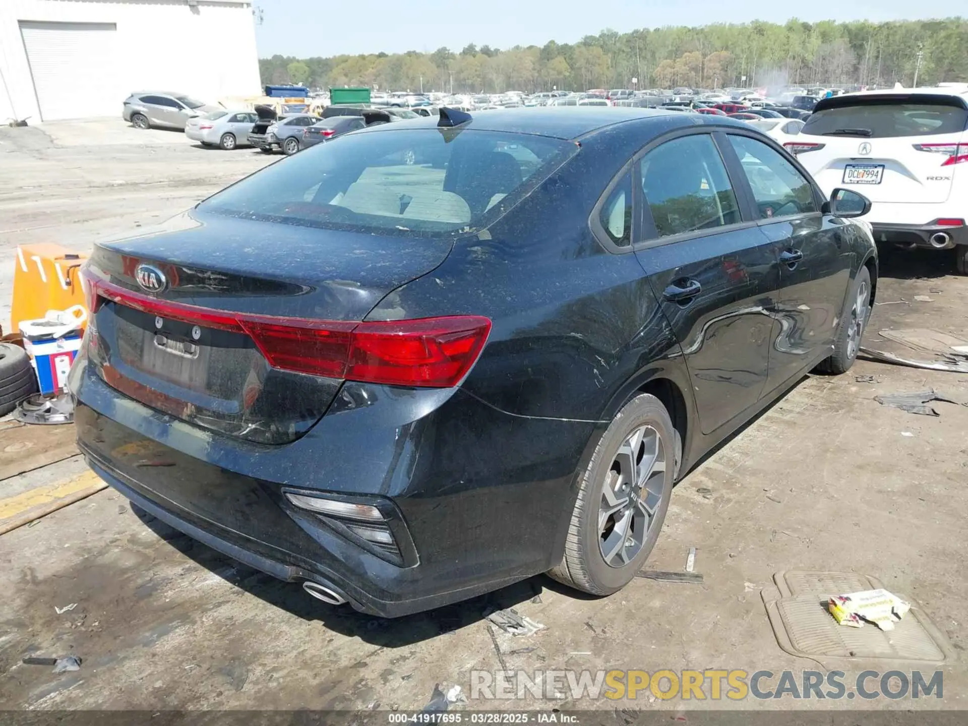 4 fotografías del automóvil dañado 3KPF24ADXME404921 KIA FORTE 2021