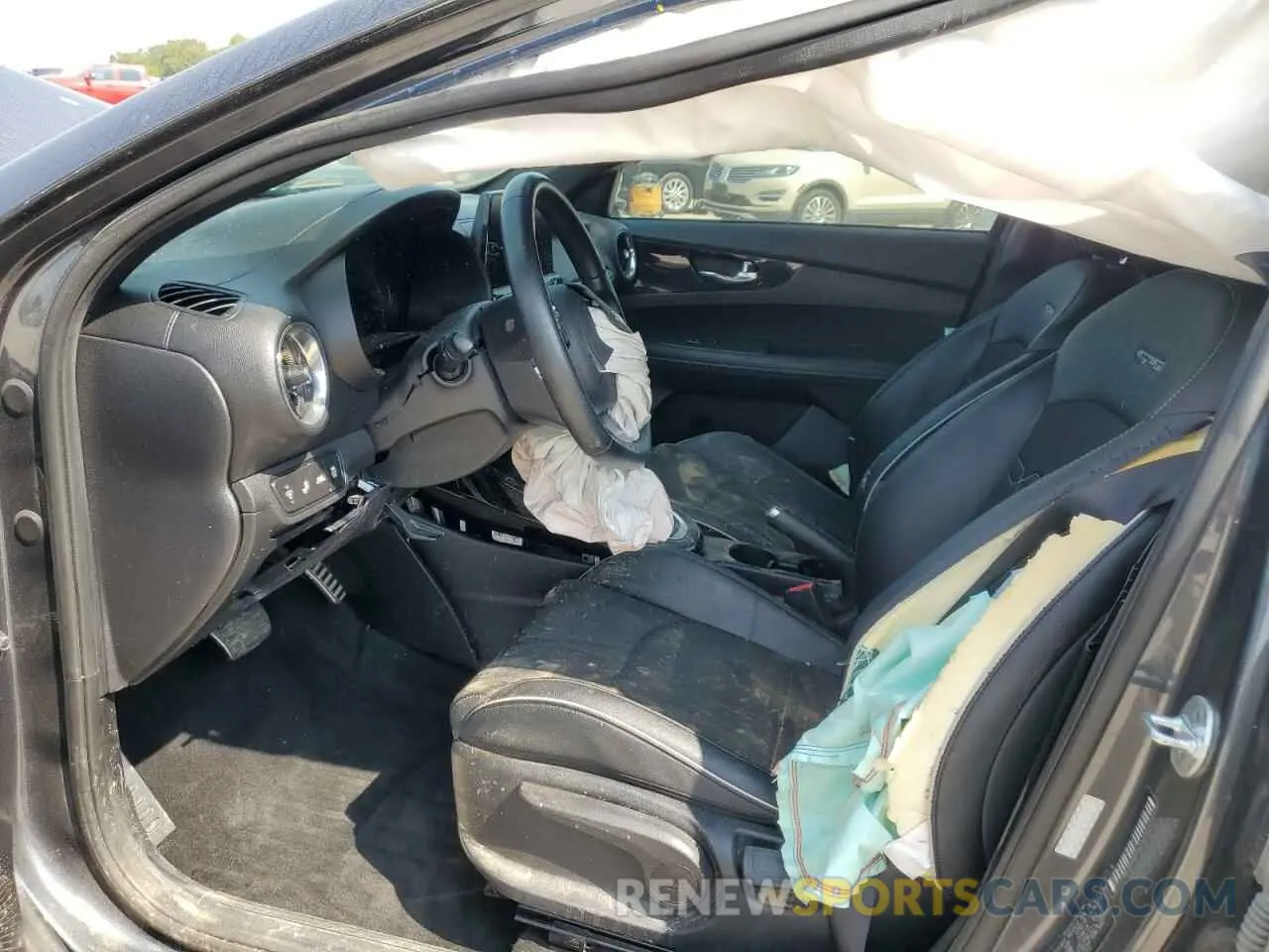 7 fotografías del automóvil dañado 3KPF34AD0ME357671 KIA FORTE 2021