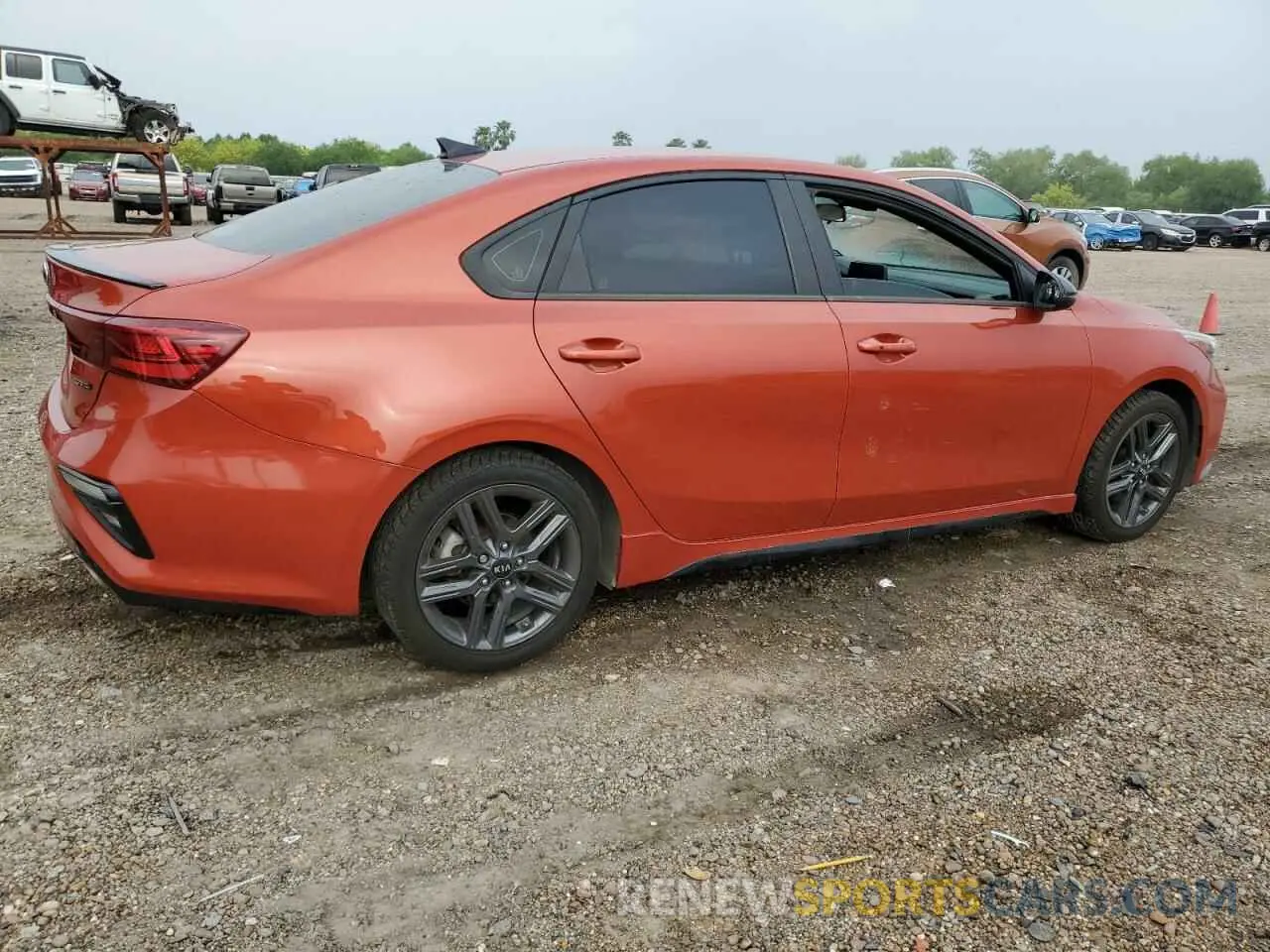 3 fotografías del automóvil dañado 3KPF34AD0ME384482 KIA FORTE 2021
