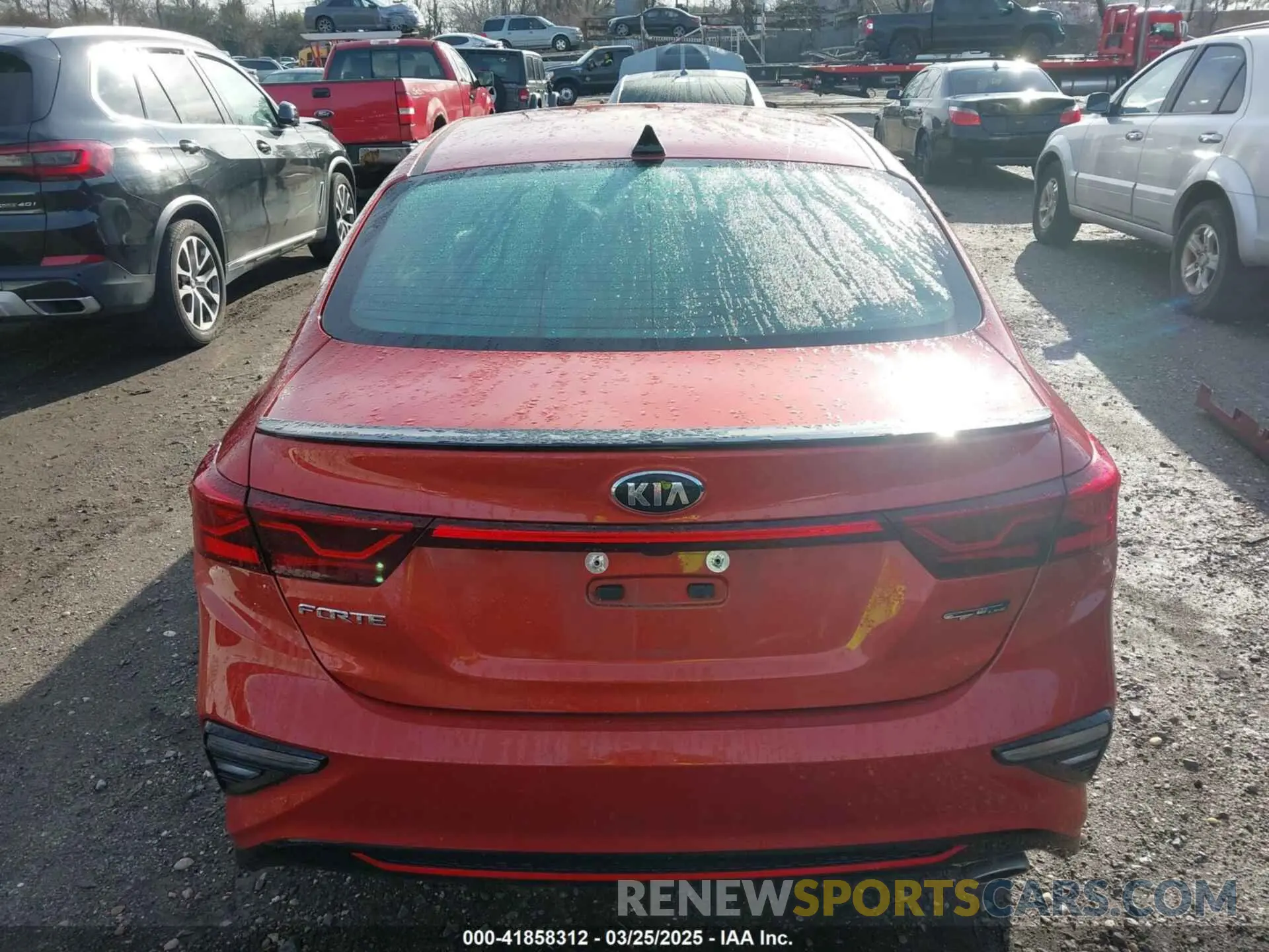 16 fotografías del automóvil dañado 3KPF34AD1ME279319 KIA FORTE 2021