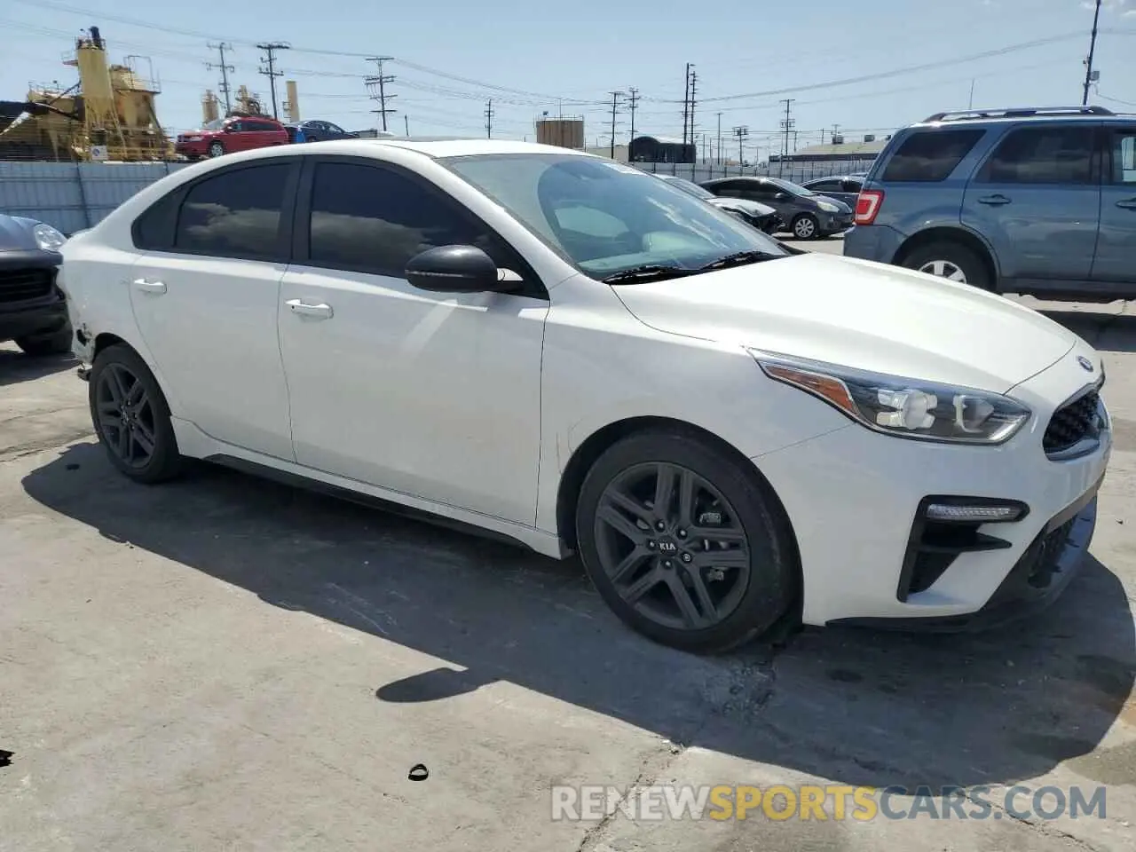 4 fotografías del automóvil dañado 3KPF34AD1ME298923 KIA FORTE 2021