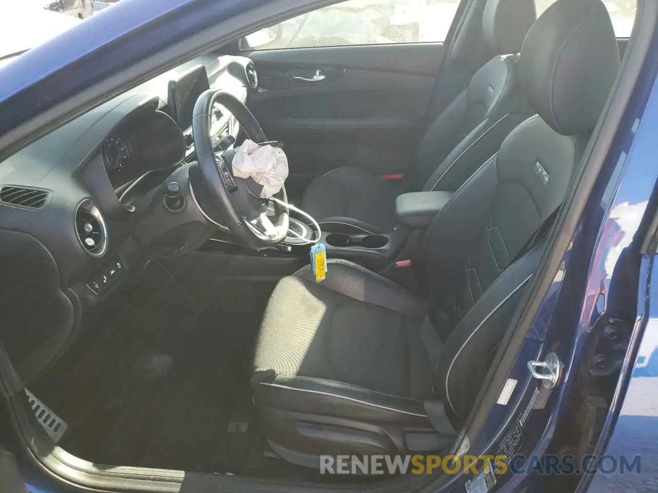 7 fotografías del automóvil dañado 3KPF34AD1ME396771 KIA FORTE 2021