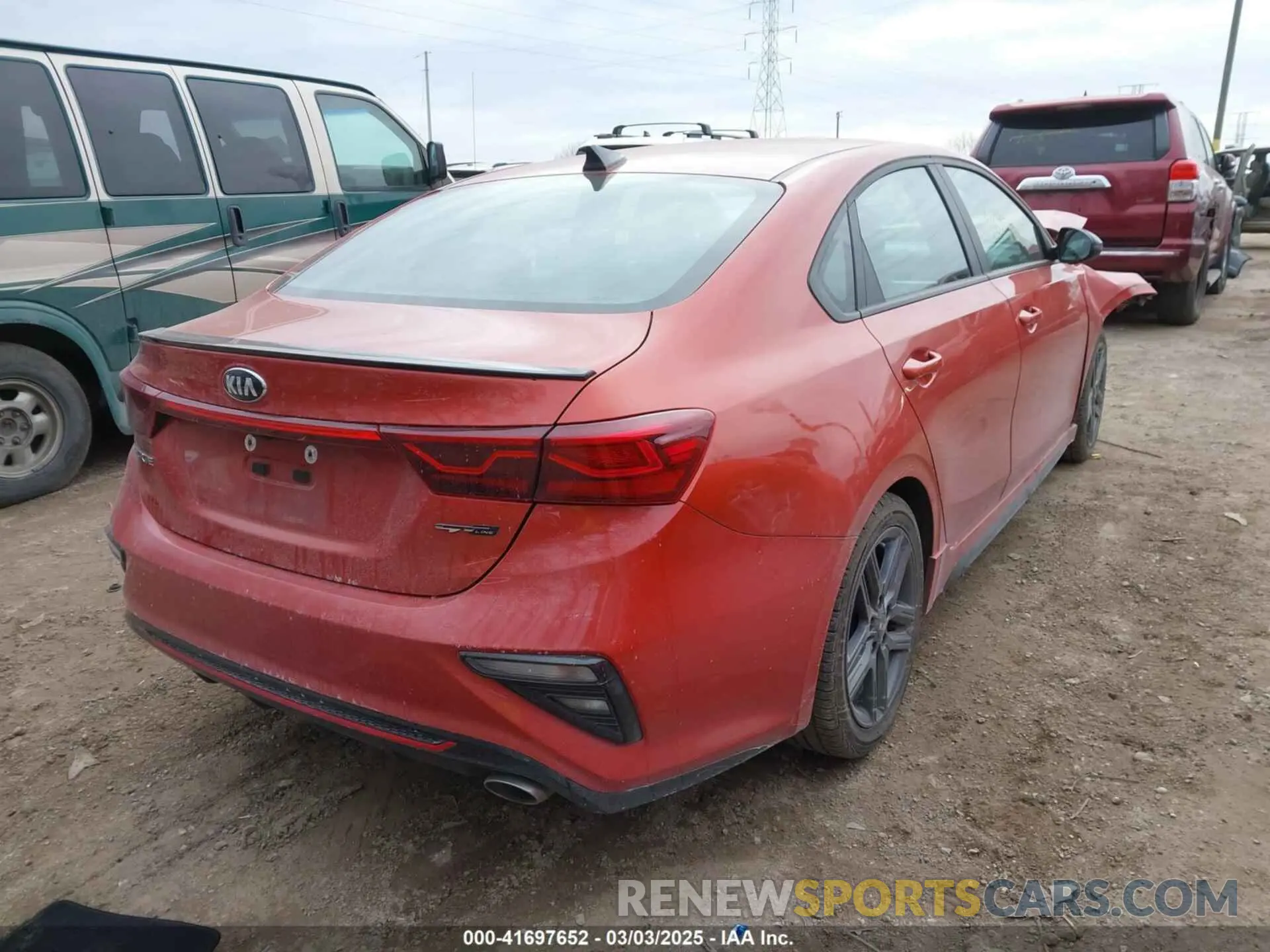 4 fotografías del automóvil dañado 3KPF34AD1ME414069 KIA FORTE 2021
