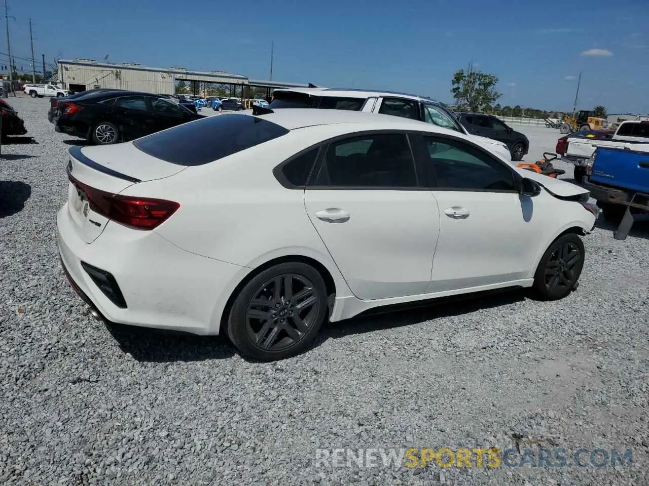 3 fotografías del automóvil dañado 3KPF34AD1ME423497 KIA FORTE 2021