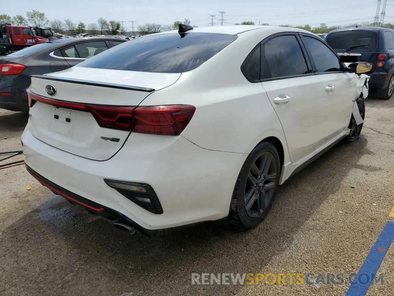 3 fotografías del automóvil dañado 3KPF34AD2ME269284 KIA FORTE 2021
