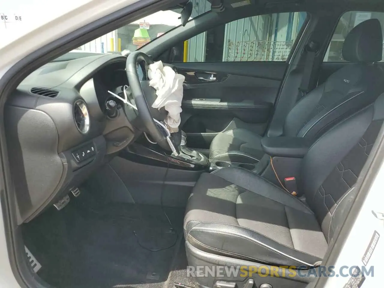 7 fotografías del automóvil dañado 3KPF34AD2ME269284 KIA FORTE 2021