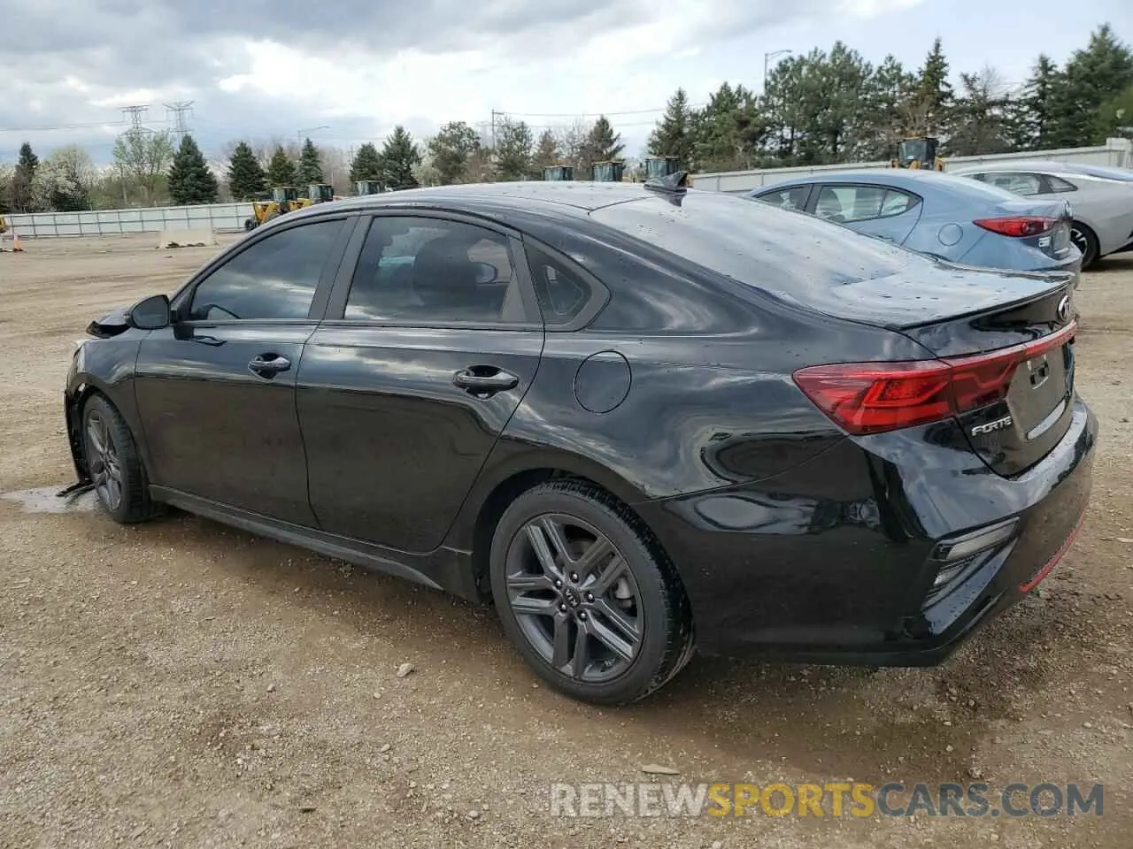 2 fotografías del automóvil dañado 3KPF34AD2ME317544 KIA FORTE 2021