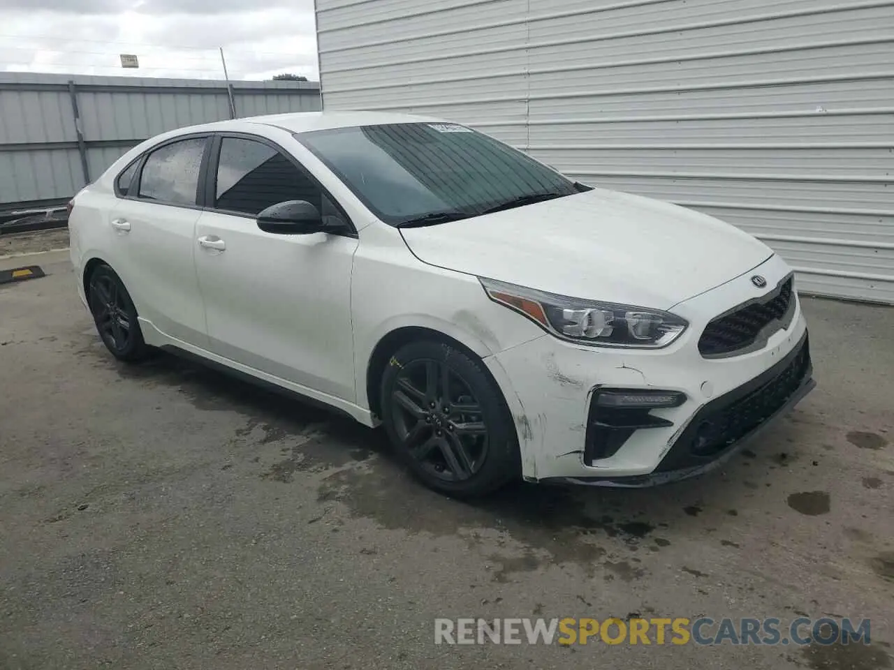 4 fotografías del automóvil dañado 3KPF34AD2ME319326 KIA FORTE 2021