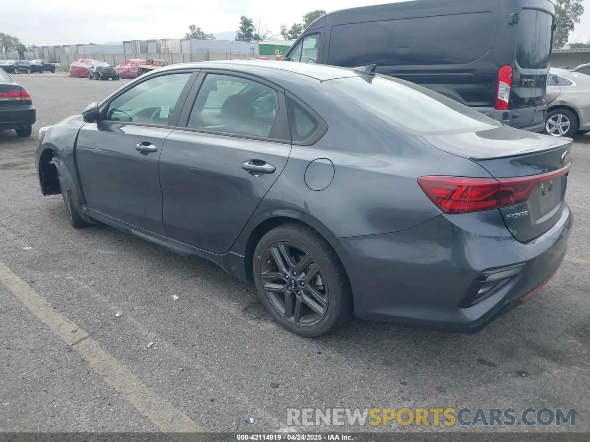 3 fotografías del automóvil dañado 3KPF34AD2ME408748 KIA FORTE 2021